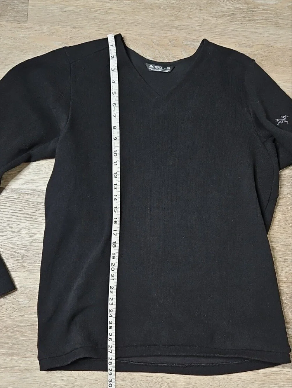 Arc'teryx Men's Donovan Black V-Neck Long Sleeve Wool Blend Sweater Large